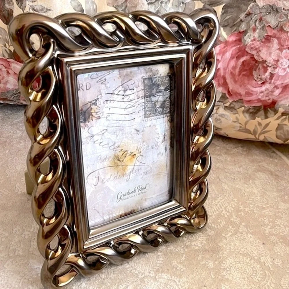 Brand New Grasslands Road Metallic Pewter Ceramic Picture Frame for 5